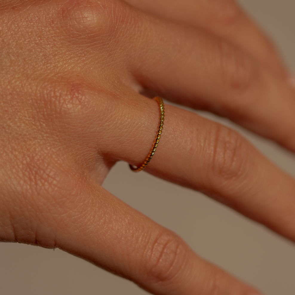 Lara Ring