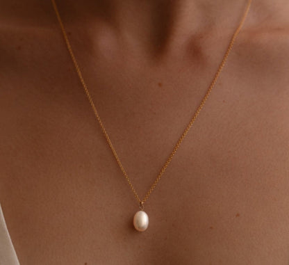 Isla Necklace